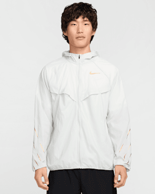 Nike x Jakob Men's Water-Repellent Running Jacket. Nike LU